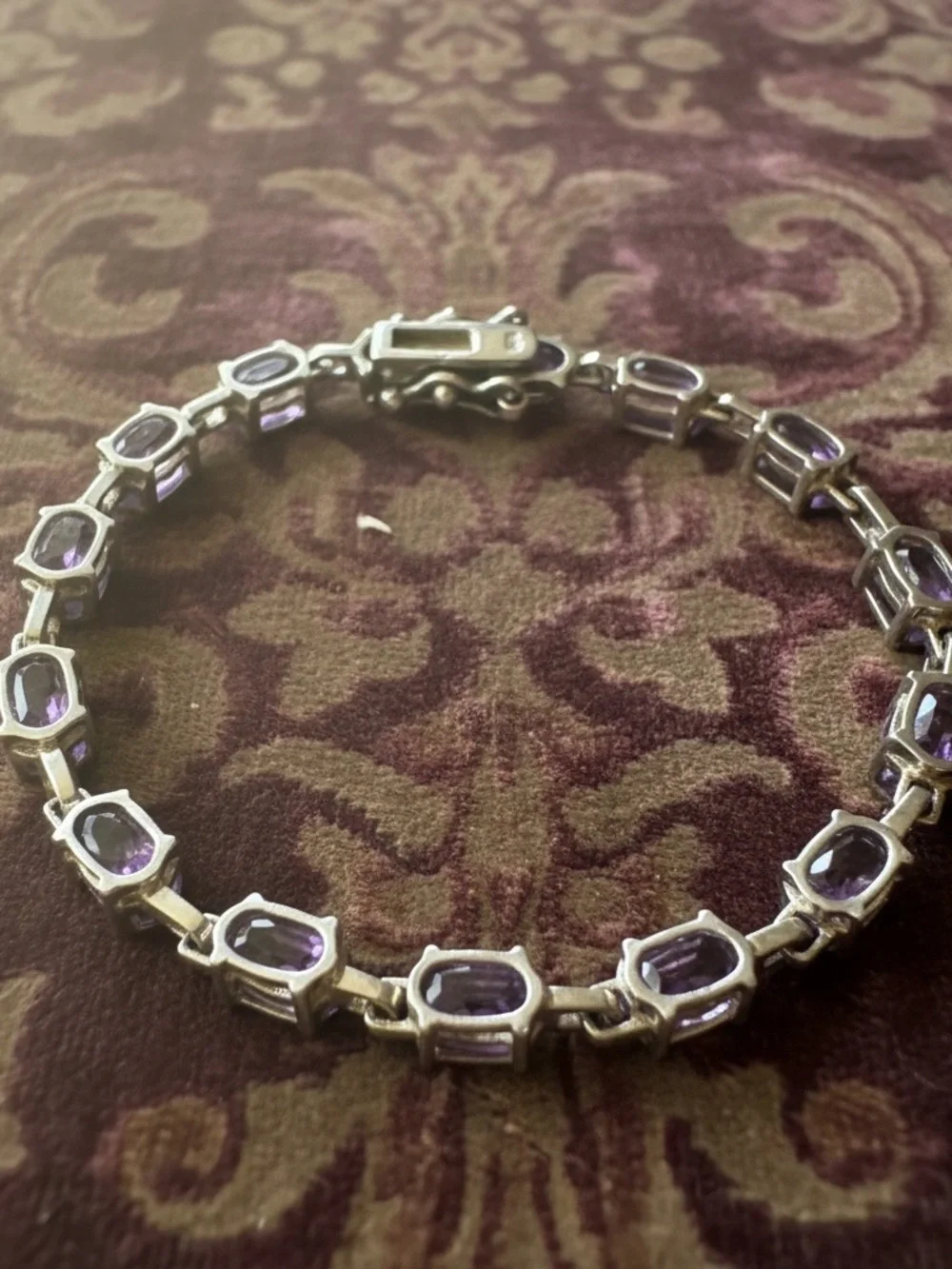 Amethyst Tennis 8 inch bracelet 925 stamped - Picture 6 of 8